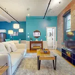 Expansive Back Bay 2-Level Loft, Sleeps 6, 2B2B